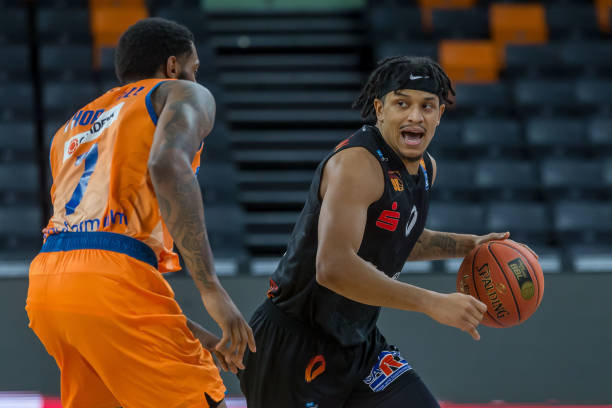 前腰或影锋 前腰或影锋